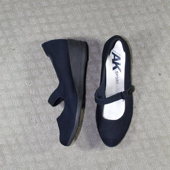 Anne Klein Sport Women's Size 8.5 Navy Blue Akcindie 2" Wedge Heels - Picture 1 of 6